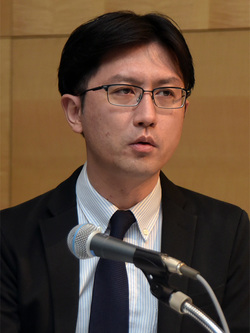 写真1：インターネットイニシアティブでサービスプロダクト事業部営業推進部長を務める三木庸彰氏