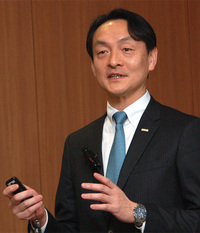 写真1：NTTコミュニケーションズでアプリケーション＆コンテンツサービス部AI推進室長を務める三竹保宏氏